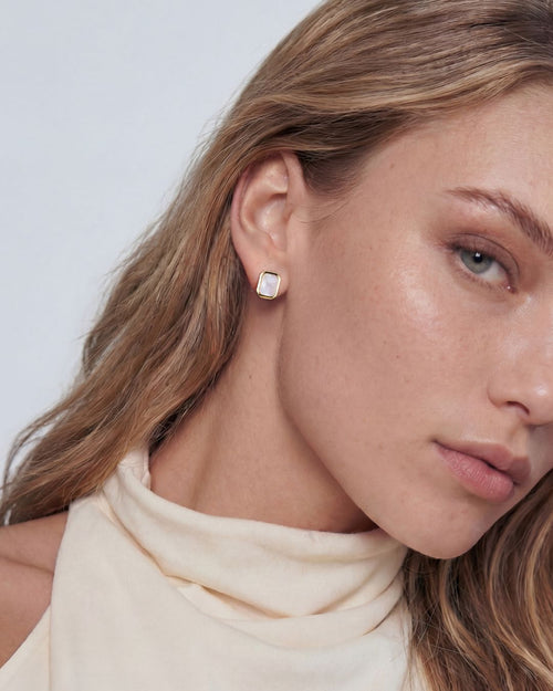 MOTHER-OF-PEARL SOLANGE EARRINGS
