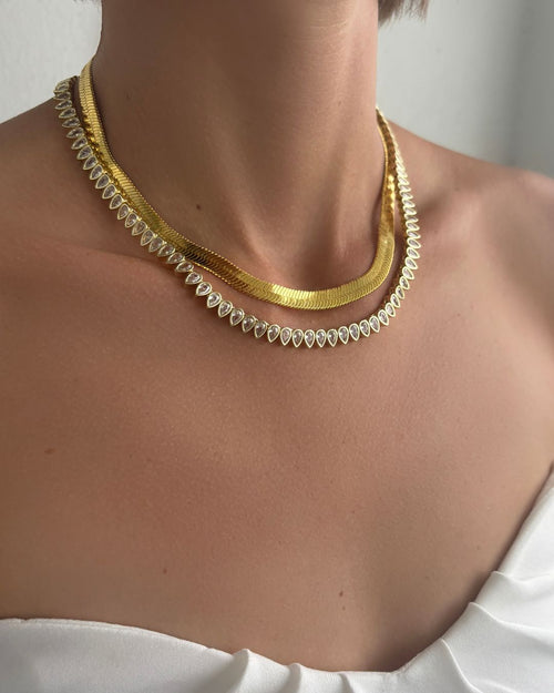 STILA NECKLACE