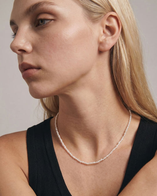 FRESHWATER KESHI PEARL RENA NECKLACE