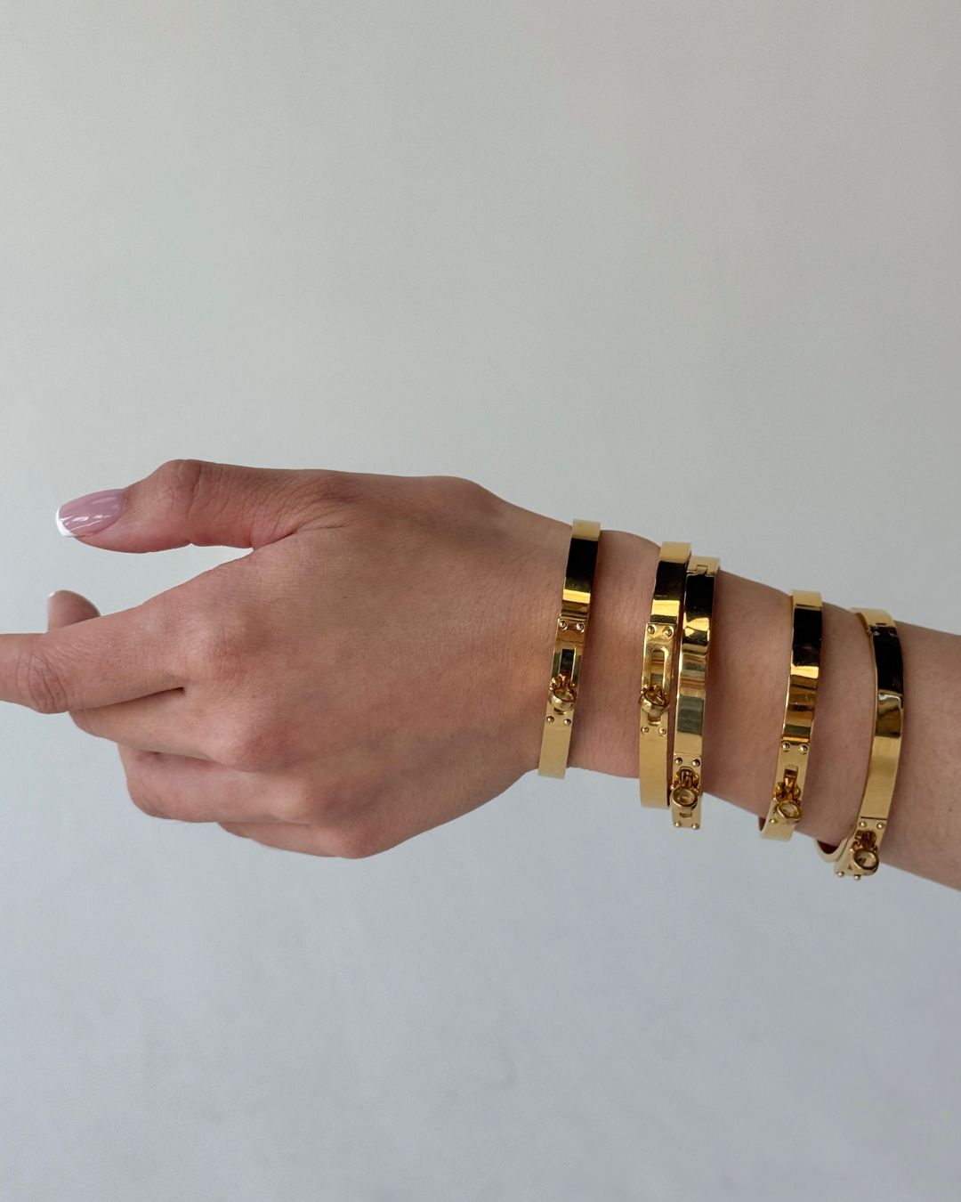 VOLTAIRE CUFF GOLD- st. Moran